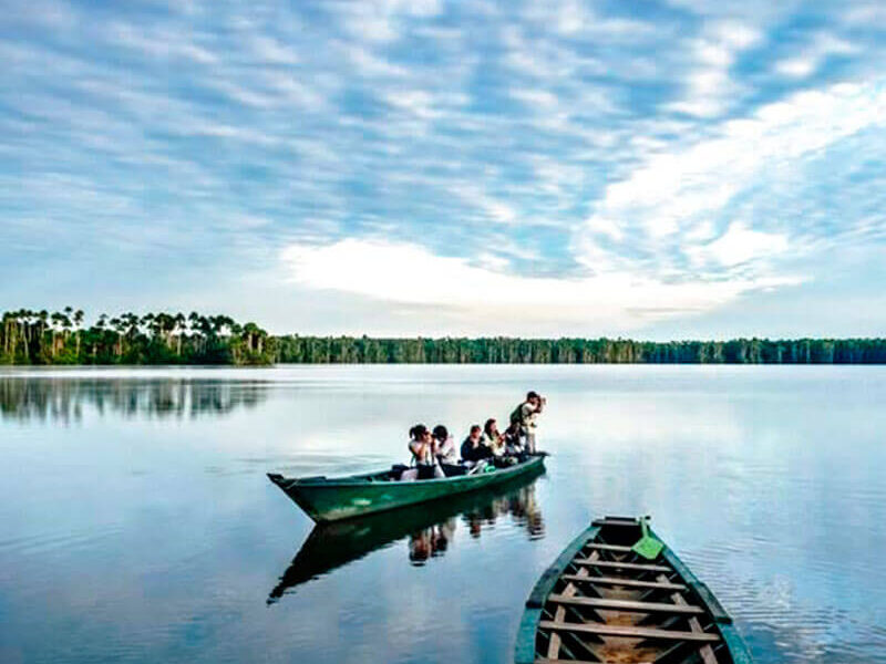 tours x SANDOVAL LAKE TAMBOPATA PERU LLE