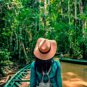 tours x SANDOVAL LAKE TAMBOPATA PERU TOURS LOBO DE RIO LLE